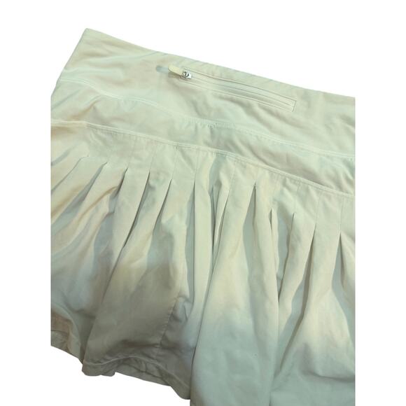 Lululemon white tennis skirt w ruffles & shorts skort sz 12 gently used - Picture 9 of 10